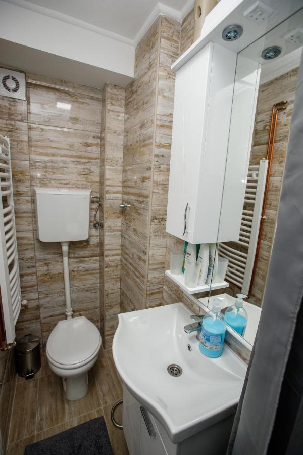 7 Days Premium Apartment スボティツァ エクステリア 写真